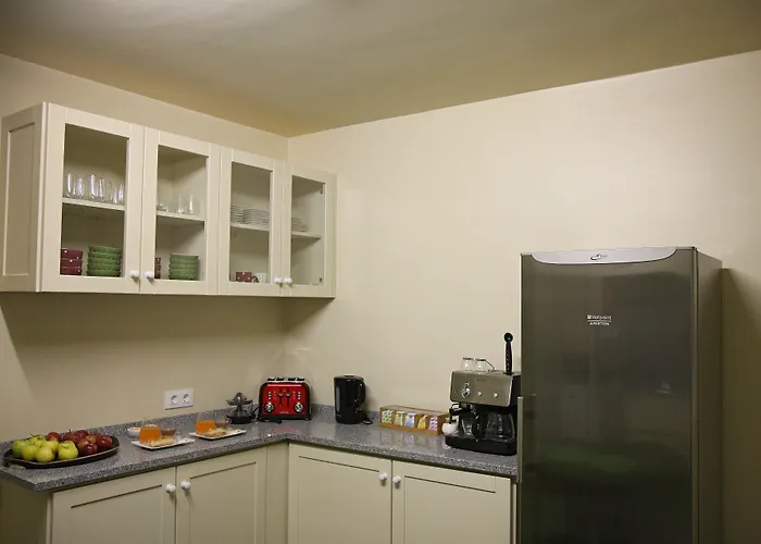 29 Madeira Hostal Funchal (Madeira)