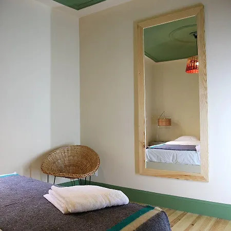 29 Madeira * פונשל